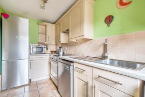 Photo 19- click for photo gallery